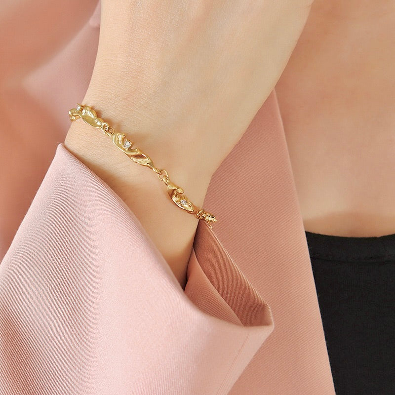 Liquid Gold Wave Bracelet