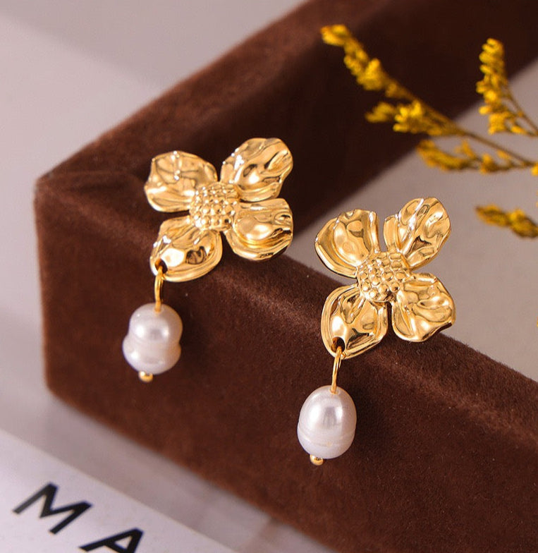 Bloom & Pearl Studs