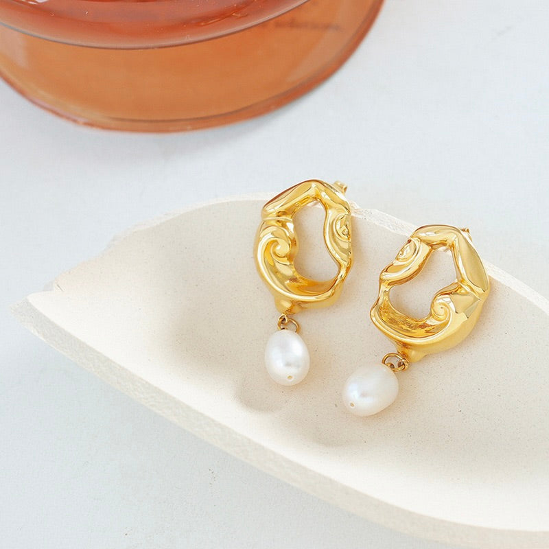 Ocean Tide Pearl Hoops