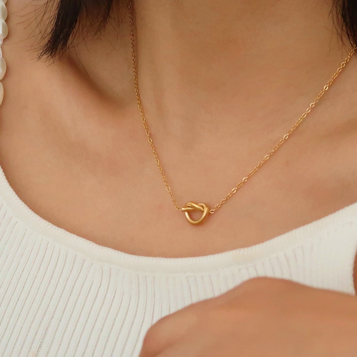 Gold Knot Pendant Necklace